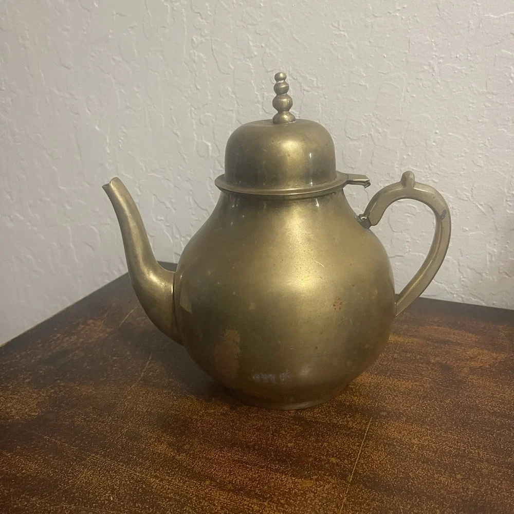 Vintage Brass Tea kettle With Handle